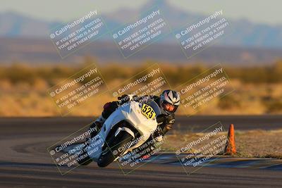 media/Jan-21-2023-CVMA (Sat) [[b9eef8ba1f]]/Race 13 500 Supersport-350 Supersport/